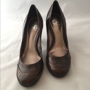 Gianni Bini women’s shoes size 7 brown pumps